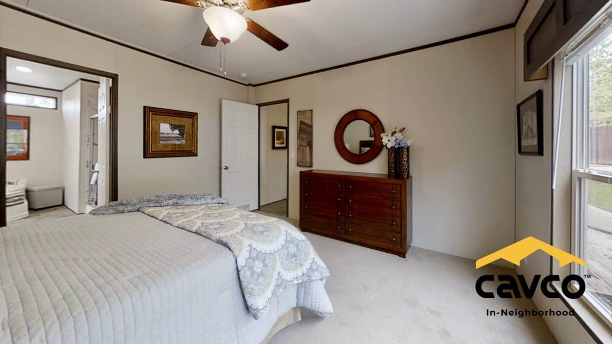 Bedroom in manufactured home in Texas
