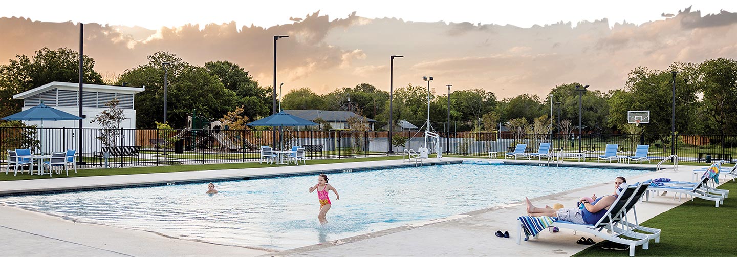 Flores Valley pool