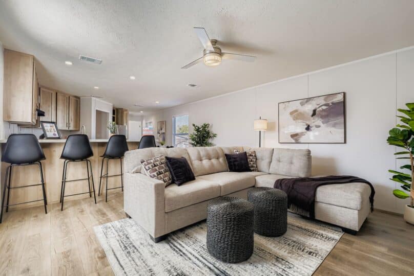 15945 Flores Curve - Living Room