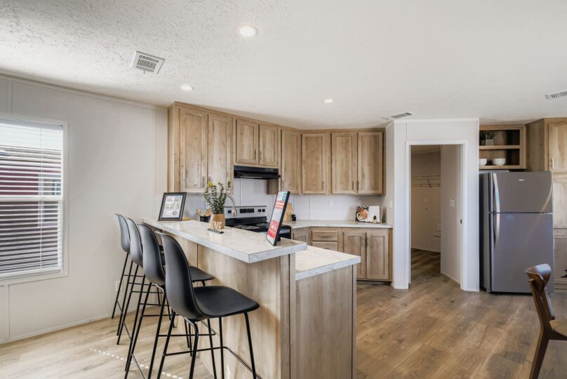 15945 Flores Curve -Kitchen