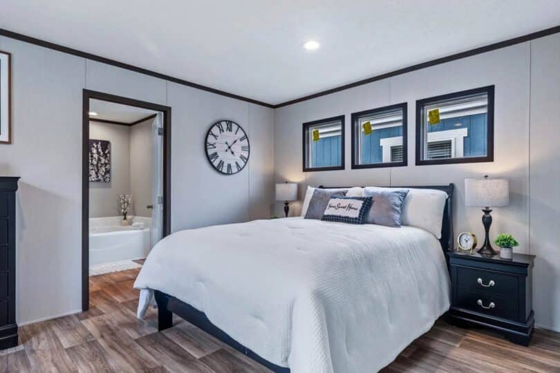 clayton desire master 1